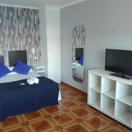 Aparthotel Corcubion Playa De Quenxe Luaran gambar