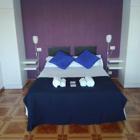 Aparthotel Corcubion Playa De Quenxe Luaran gambar