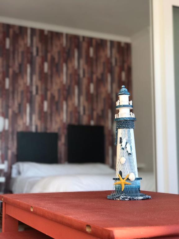 Aparthotel Corcubion Playa De Quenxe Luaran gambar