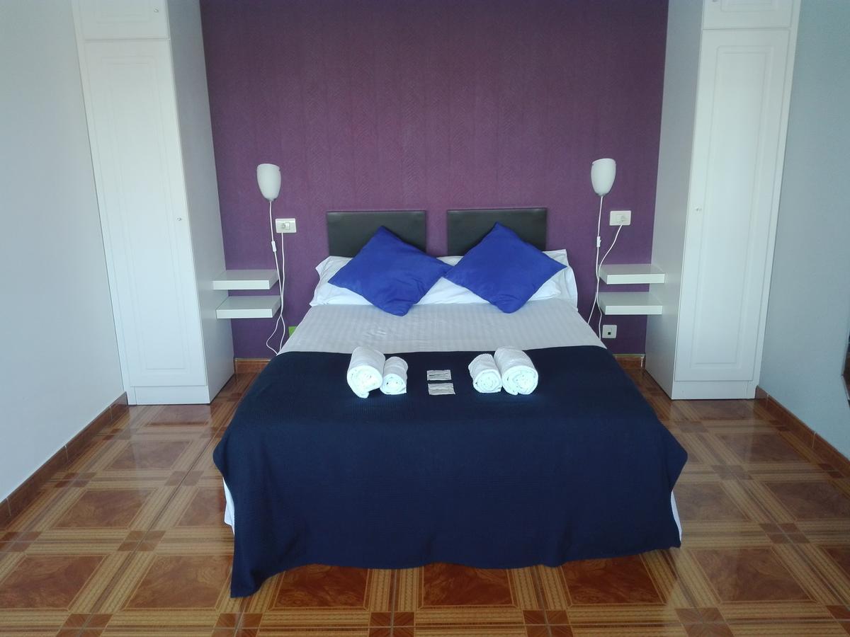 Aparthotel Corcubion Playa De Quenxe Luaran gambar